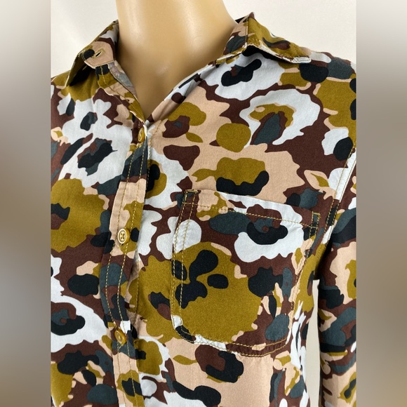 Beach Lunch Lounge Blouse, Long Sleeves, Women's Size S/P, Camouflage Pattern - Picture 2 of 12